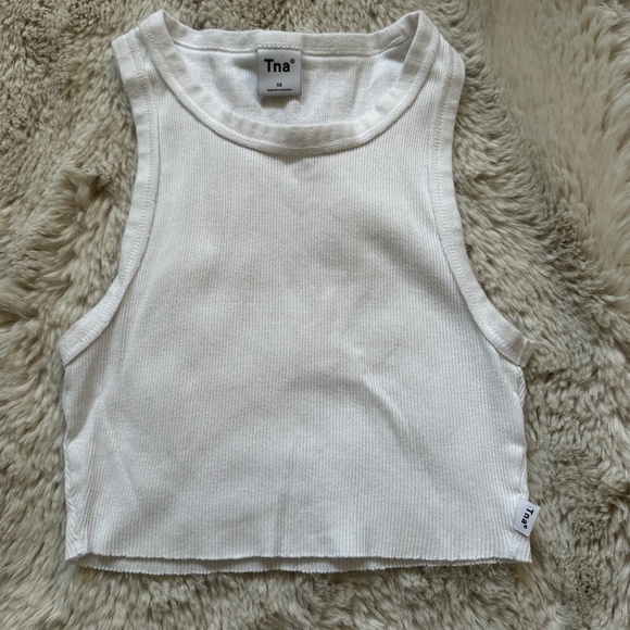 Aritzia TNA Cropped White Tank Top - Picture 1 of 4